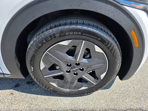 New 2026 Kia EV6 Wind AWD/4WD image 11