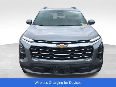 Used 2025 Chevrolet Equinox LT w/ Convenience Package II FWD image 10