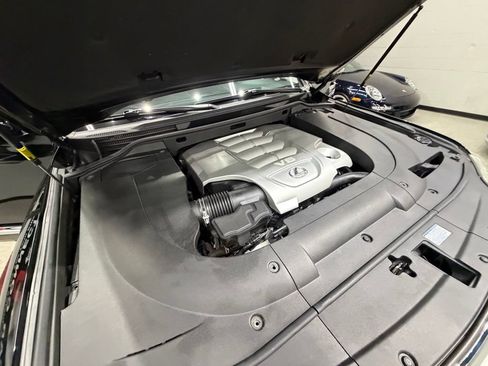Used 2014 Lexus LX 570 4WD image 66