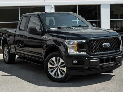 Used 2018 Ford F150 XL w/ Equipment Group 101A Mid AWD/4WD image 6