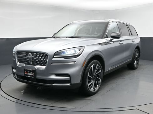 Used 2023 Lincoln Aviator Reserve w/ Equipment Group 201A image 1