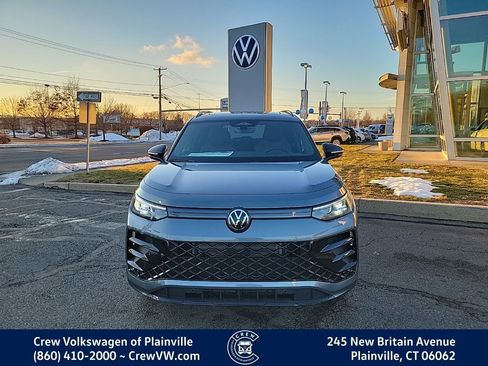 New 2026 Volkswagen Tiguan SE R-Line image 2