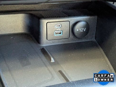 Certified 2022 Ford Escape Titanium w/ Titanium Elite Package image 24