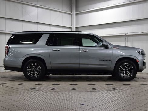 Used 2024 Chevrolet Suburban Z71 w/ Off-Road Capability Package AWD/4WD image 9