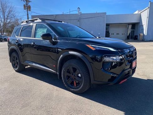 New 2026 Nissan Rogue SV image 8