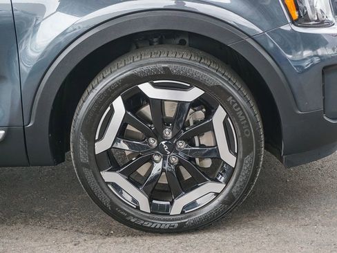 Certified 2024 Kia Telluride S FWD image 10