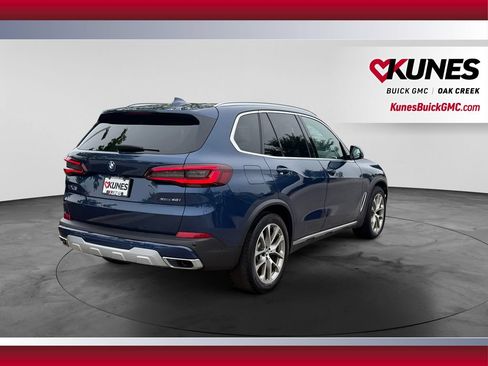 Used 2022 BMW X5 xDrive40i AWD/4WD image 10