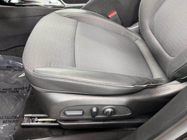Used 2022 Buick Encore GX Preferred w/ Cold Weather Comfort Package FWD image 14