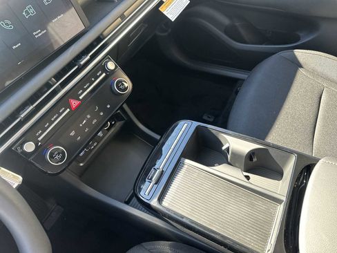 New 2026 Hyundai Tucson Blue SE image 19