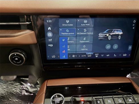 Used 2025 Lincoln Navigator Reserve AWD/4WD image 12
