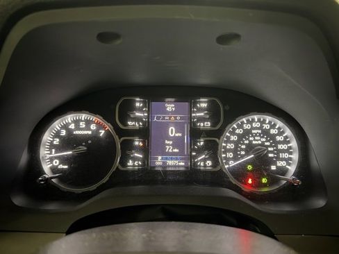 Used 2018 Toyota Tundra SR5 image 13