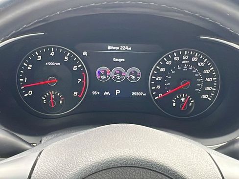 Used 2023 Kia Stinger GT2 RWD image 22