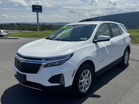 Used 2024 Chevrolet Equinox LT AWD/4WD image 8