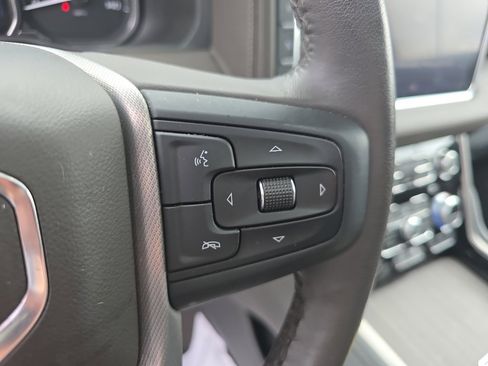 Used 2021 GMC Yukon Denali w/ Denali Premium Package AWD/4WD image 24