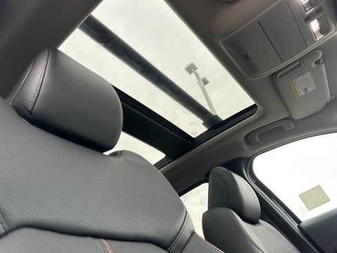 Certified 2025 MAZDA CX-50 2.5 Hybrid w/ Weather Package image 17