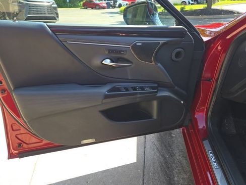Used 2019 Lexus ES 350 w/ Accessory Package 2 FWD image 10