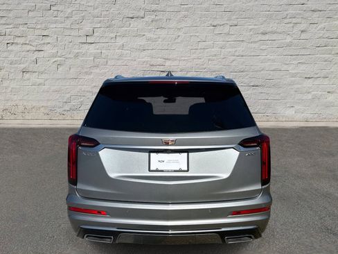 Certified 2025 Cadillac XT6 Premium Luxury image 4
