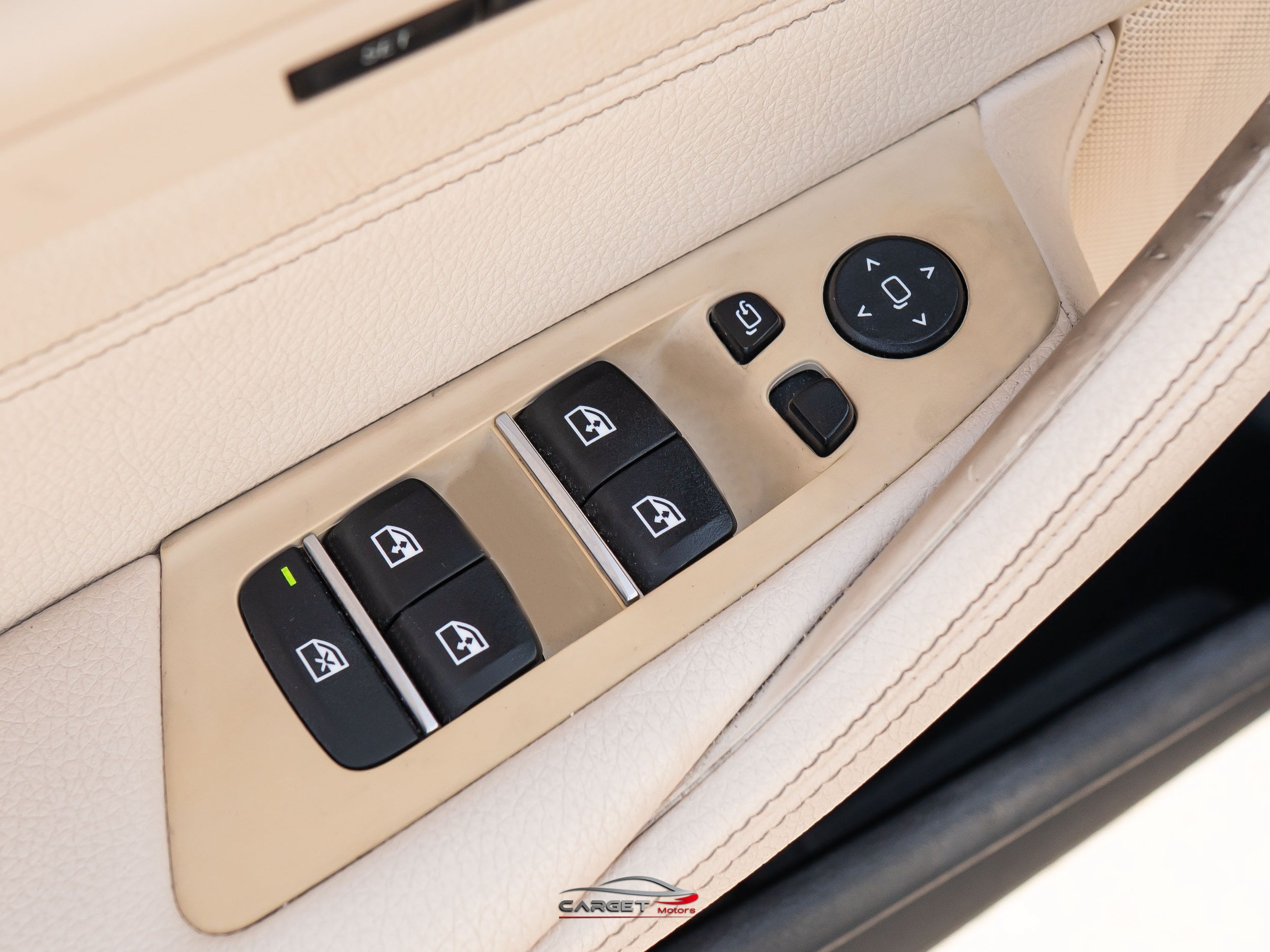 Used 2020 BMW 540i w/ Premium Package RWD image 37