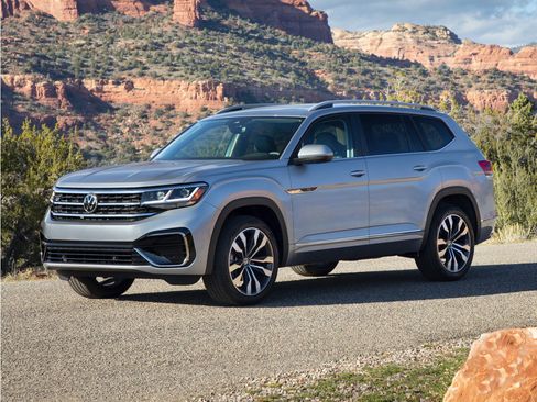 Used 2023 Volkswagen Atlas SEL Premium R-Line AWD/4WD image 1