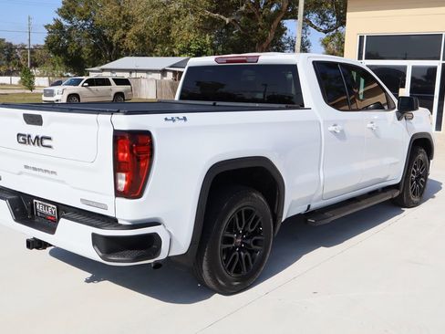 Used 2022 GMC Sierra 1500 Elevation w/ LPO, Elevation Black Package image 8