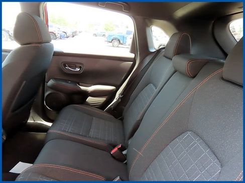 Used 2024 Honda HR-V Sport image 10