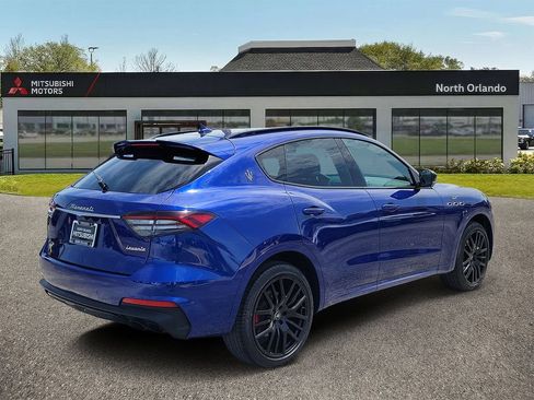 Used 2022 Maserati Levante GT AWD/4WD image 3