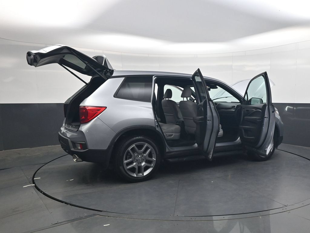 Used 2023 Honda Passport EX-L image 39