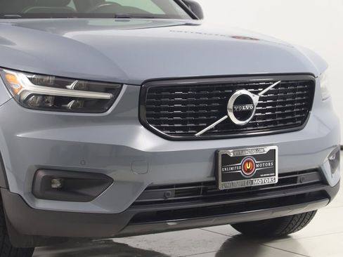 Used 2020 Volvo XC40 T5 R-Design image 39