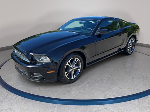Used 2013 Ford Mustang Premium w/ Security Pkg RWD image 1