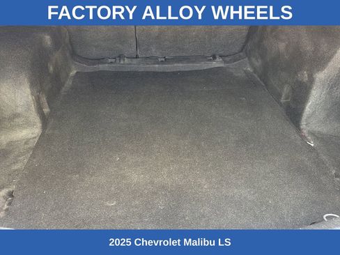 Used 2025 Chevrolet Malibu LS image 10