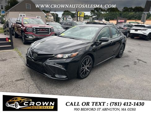 Used 2021 Toyota Camry SE FWD image 13