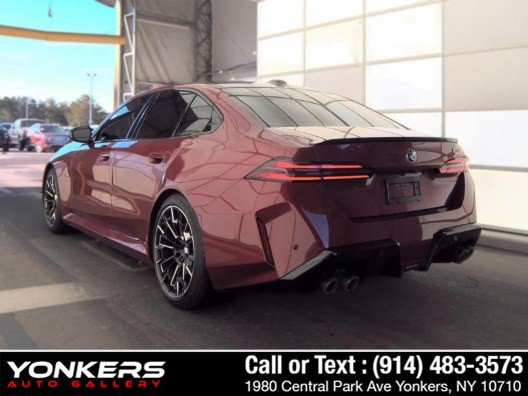 Used 2026 BMW M5 w/ Carbon Package AWD/4WD image 5