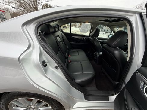 Used 2015 INFINITI Q50 2.0t w/ Moonroof Package image 16