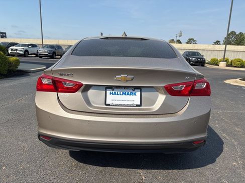 Used 2024 Chevrolet Malibu LT FWD image 6