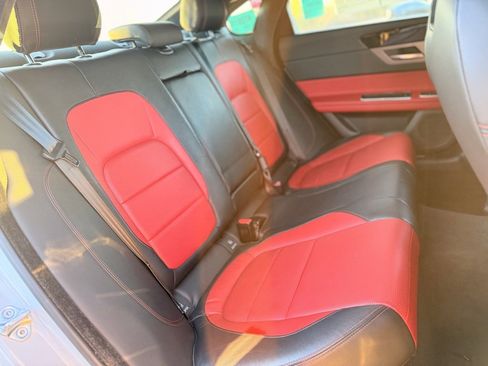 Used 2020 Jaguar XF Checkered Flag image 15