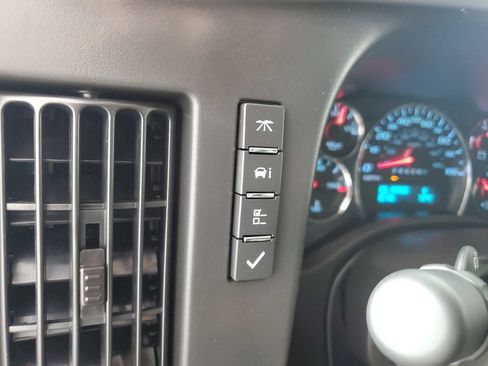New 2026 Chevrolet Express 2500 w/ Driver Convenience Package RWD image 26