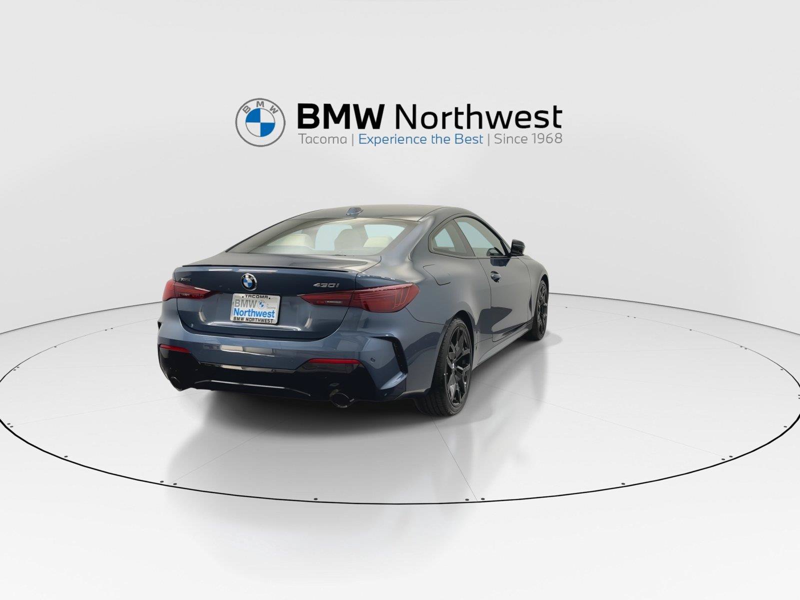 Used 2026 BMW 430i xDrive Coupe w/ M Sport Package AWD/4WD image 3