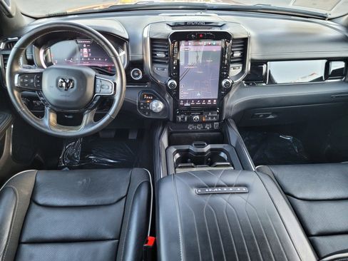 Used 2025 RAM 1500 Limited w/ Trailer Tow Group image 13