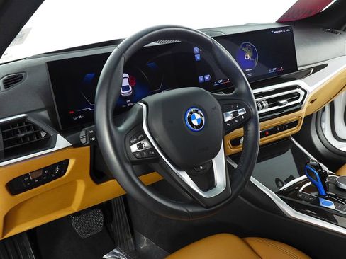 Used 2023 BMW i4 eDrive35 w/ Premium Package RWD image 31