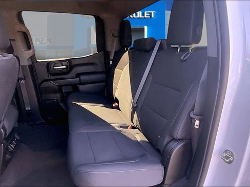 Used 2021 Chevrolet Silverado 1500 LT image 23