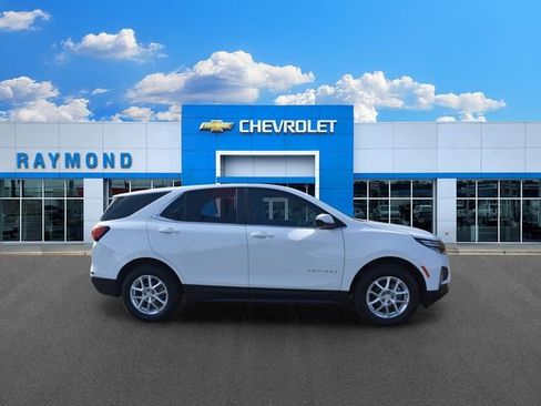 Certified 2023 Chevrolet Equinox LT AWD/4WD image 2