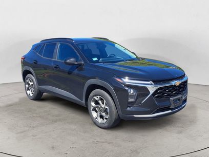 Used 2025 Chevrolet Trax LT w/ LT Convenience Package