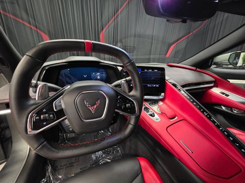 Used 2022 Chevrolet Corvette Stingray Preferred Cpe w/ Z51 Performance Package RWD image 24