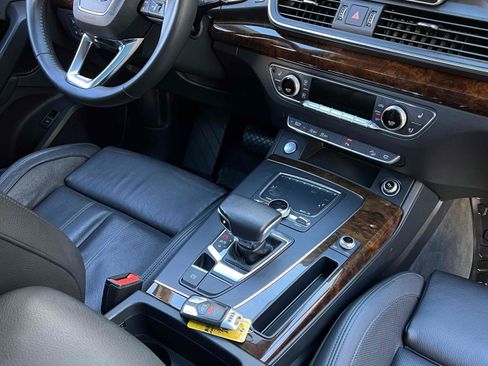 Used 2018 Audi Q5 2.0T Premium Plus w/ Premium Plus Package image 41