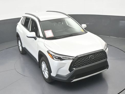 Used 2024 Toyota Corolla Cross LE FWD image 54