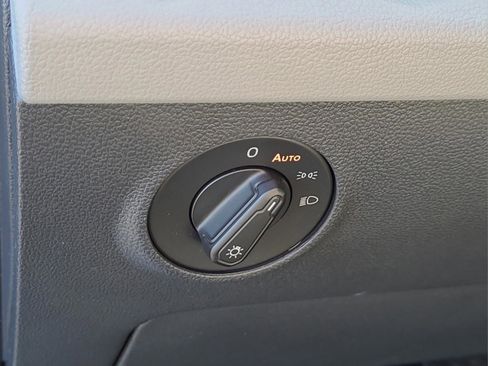 Used 2024 Volkswagen Taos S image 29