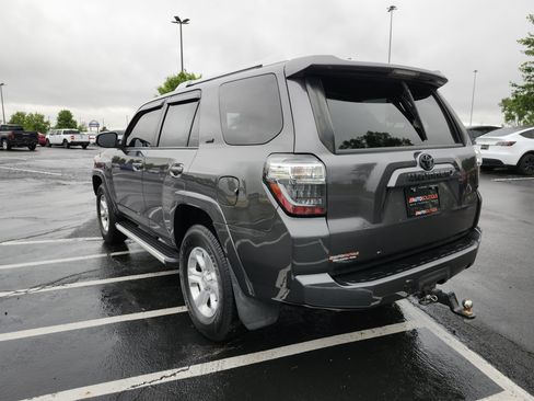 Used 2018 Toyota 4Runner SR5 Premium AWD/4WD image 8