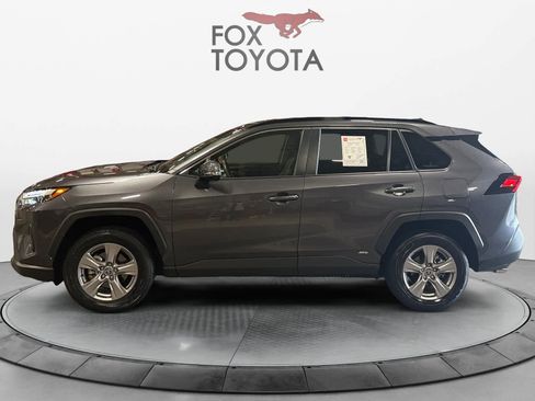 Used 2025 Toyota RAV4 XLE w/ Convenience Package AWD/4WD image 3
