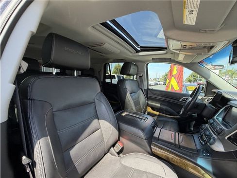 Used 2016 GMC Yukon Denali w/ Open Road Package AWD/4WD image 39