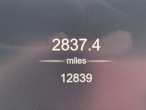 Used 2022 Aston Martin DBX image 8